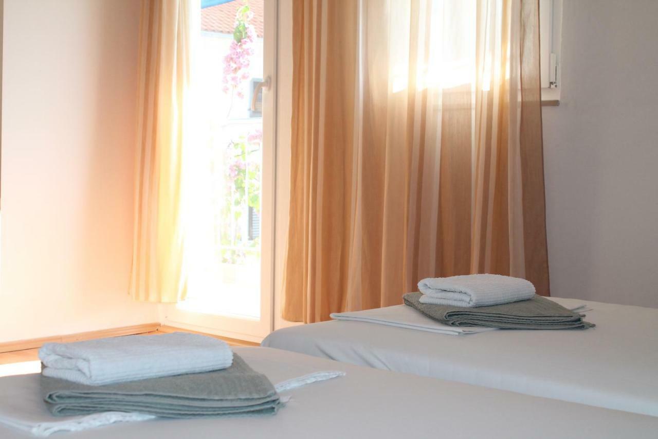Apartamento Covahouse Jelsa  Exterior foto